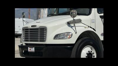 2019 Freightliner M2 106   - Photo 2 - San Jacinto, CA 92583