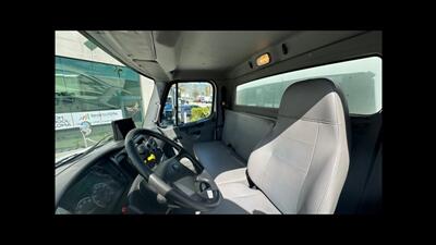 2019 Freightliner M2 106   - Photo 16 - San Jacinto, CA 92583