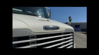 2019 Freightliner M2 106   - Photo 24 - San Jacinto, CA 92583