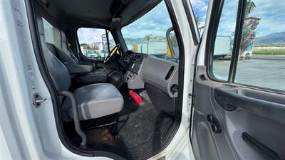 2015 Freightliner M2 CAB AND CHASSIS HIDRAULIC BRAKES - Photo 23 - San Jacinto, CA 92583