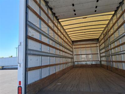 2018 Freightliner M2 106  26 ft BOX TRUCK - Photo 5 - San Jacinto, CA 92583
