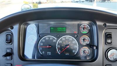 2016 Freightliner M2 106  CAB & CHASSIS - Photo 4 - San Jacinto, CA 92583