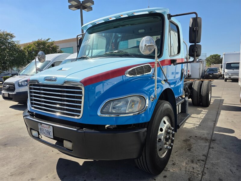 2016 Freightliner M2 106  CAB & CHASSIS
