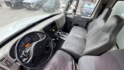 2018 International 4300 106  26 ft BOX TRUCK - Photo 4 - San Jacinto, CA 92583