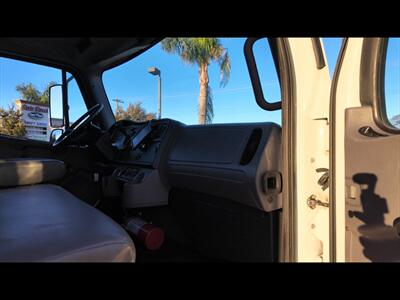 2017 Freightliner M2 106  BOX MEASUREMENTS 28L X 97H X 94W - Photo 29 - San Jacinto, CA 92583