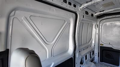 2017 Ford Transit 150   - Photo 9 - San Jacinto, CA 92583