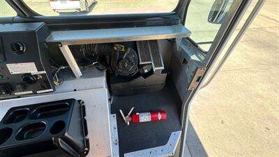 2014 Freightliner MT45 Walk-in Van STEP VAN - Photo 16 - San Jacinto, CA 92583