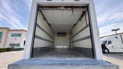 2019 Freightliner M2 REFEER BOX TRUCK 106  18FT REEFER BOX - Photo 17 - San Jacinto, CA 92583