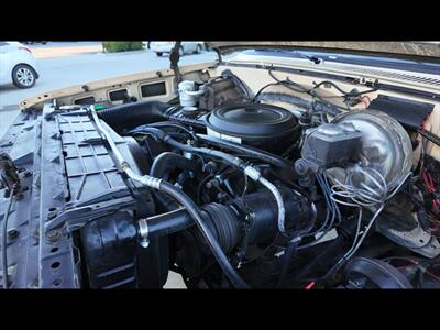 1984 Chevrolet C/K 20 Series C20 Silverado   - Photo 29 - San Jacinto, CA 92583