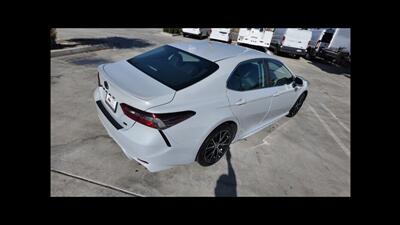 2023 Toyota Camry SE  NIGHT SHADE - Photo 18 - San Jacinto, CA 92583