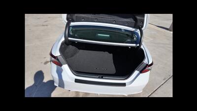 2023 Toyota Camry SE  NIGHT SHADE - Photo 17 - San Jacinto, CA 92583