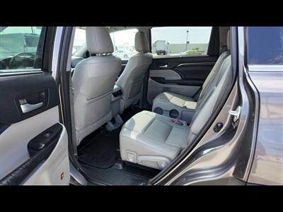 2014 Toyota Highlander Limited  Platinum - Photo 19 - San Jacinto, CA 92583