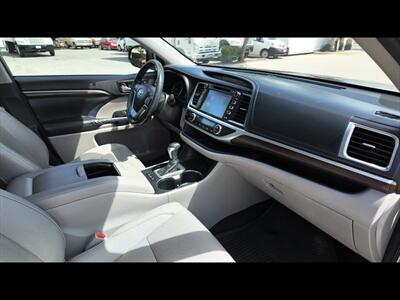 2014 Toyota Highlander Limited  Platinum - Photo 36 - San Jacinto, CA 92583