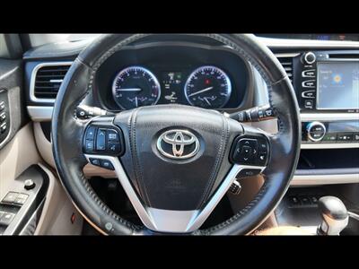 2014 Toyota Highlander Limited  Platinum - Photo 15 - San Jacinto, CA 92583