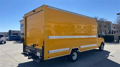 2022 Ford E350 Super Duty Cutaway Cutaway Van 2D 16 FT BOX TRUCK - Photo 20 - San Jacinto, CA 92583