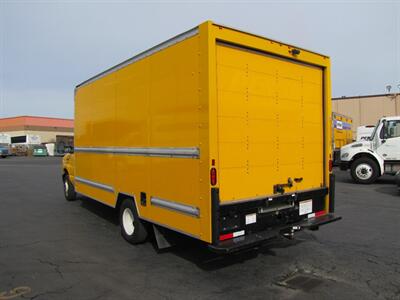 2022 Ford E350 Super Duty Cutaway Cutaway Van 2D  16 FT BOX TRUCK - Photo 6 - San Jacinto, CA 92583