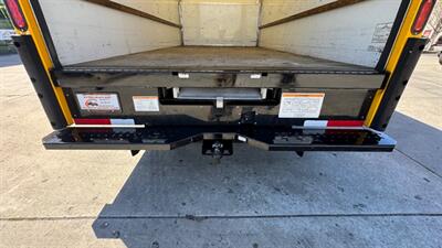 2022 Ford E350 Super Duty Cutaway Cutaway Van 2D 16 FT BOX TRUCK - Photo 19 - San Jacinto, CA 92583