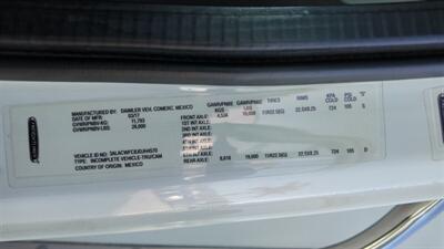 2018 Freightliner M2 106  26 ft BOX TRUCK - Photo 13 - San Jacinto, CA 92583
