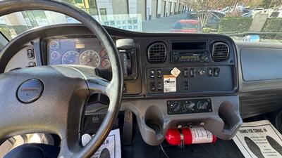 2012 Freightliner M2 160  26 ft BOX TRUCK - Photo 4 - San Jacinto, CA 92583