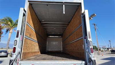 2019 Freightliner M2 106  26 ft BOX TRUCK - Photo 16 - San Jacinto, CA 92583
