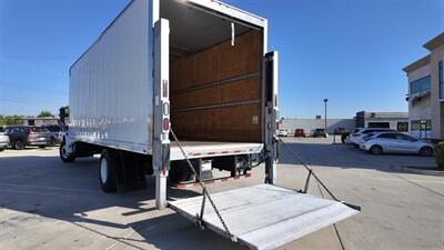 2019 Freightliner M2 106  26 ft BOX TRUCK - Photo 15 - San Jacinto, CA 92583