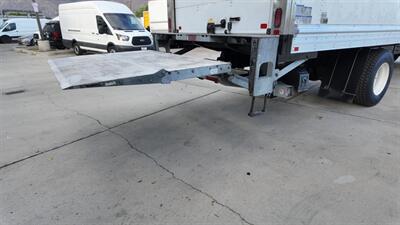 2018 Freightliner M2 106  26 ft REEFER BOX TRUCK - Photo 27 - San Jacinto, CA 92583