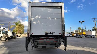 2018 Freightliner M2 106  26 ft REEFER BOX TRUCK - Photo 23 - San Jacinto, CA 92583