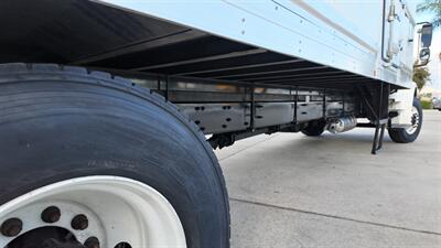 2018 Freightliner M2 106  26 ft REEFER BOX TRUCK - Photo 31 - San Jacinto, CA 92583