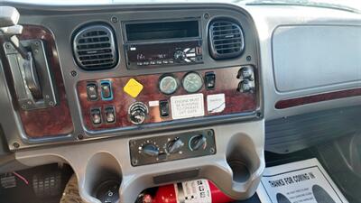 2018 Freightliner M2 106  26 ft REEFER BOX TRUCK - Photo 6 - San Jacinto, CA 92583