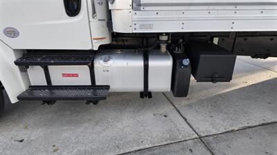 2018 Freightliner M2 106  26 ft REEFER BOX TRUCK - Photo 20 - San Jacinto, CA 92583