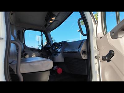2019 Freightliner M2 106 26FT BOX TRUCK - Photo 25 - San Jacinto, CA 92583