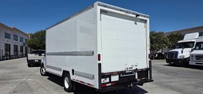 2022 Ford E-Series Van E-350 SD  16FT SAG LIGHT HICUBE - Photo 13 - San Jacinto, CA 92583