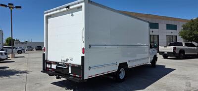 2022 Ford E-Series Van E-350 SD  16FT SAG LIGHT HICUBE - Photo 17 - San Jacinto, CA 92583