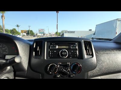 2016 Nissan NV200 S   - Photo 5 - San Jacinto, CA 92583