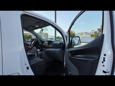 2016 Nissan NV200 S   - Photo 11 - San Jacinto, CA 92583