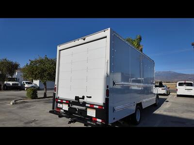 2020 GMC Savana Commercial Cutaway Cutaway Van 2D   - Photo 22 - San Jacinto, CA 92583