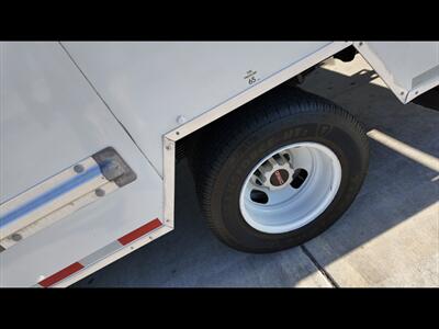 2020 GMC Savana Commercial Cutaway Cutaway Van 2D   - Photo 14 - San Jacinto, CA 92583