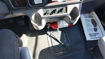 2021 Freightliner M2 106 26 ft BOX TRUCK - Photo 9 - San Jacinto, CA 92583