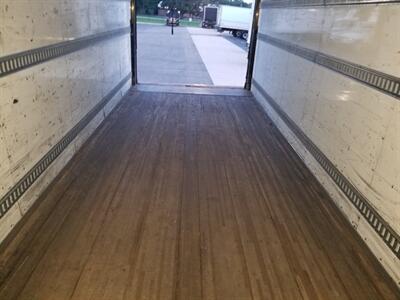 2021 International MV607 SBA 4X2  28FT BOX X 103 X 102 - Photo 8 - San Jacinto, CA 92583