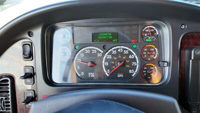 2019 Freightliner M2 106  26 ft BOX TRUCK - Photo 9 - San Jacinto, CA 92583