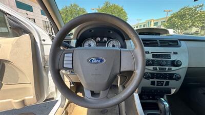 2011 Ford Focus SE - Photo 7 - San Jacinto, CA 92583