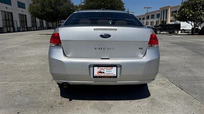 2011 Ford Focus SE - Photo 10 - San Jacinto, CA 92583