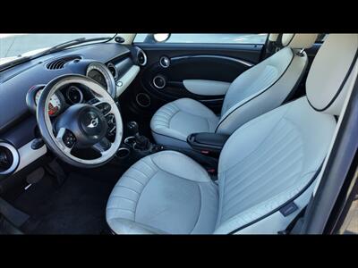 2013 MINI Hardtop Cooper   - Photo 4 - San Jacinto, CA 92583