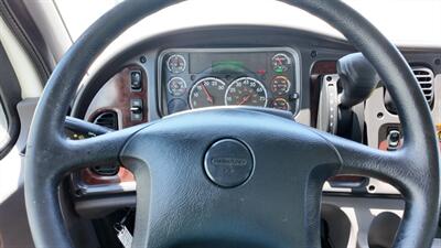2019 Freightliner M2 106  24 ft. REEFER TRUCK - Photo 10 - San Jacinto, CA 92583