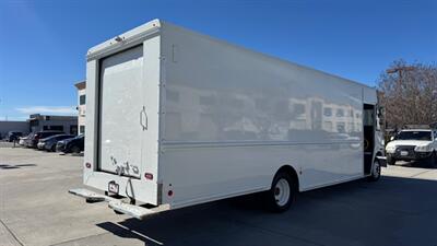 2017 Freightliner MT45 22FT Walk-in Van STEP VAN - Photo 7 - San Jacinto, CA 92583