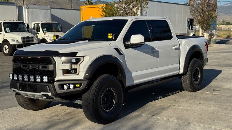 2020 Ford F-150 Raptor  