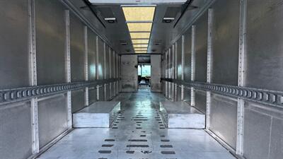 2017 Freightliner MT45 Walk-in Van  STEP VAN - Photo 8 - San Jacinto, CA 92583