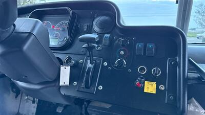 2017 Freightliner MT45 Walk-in Van  STEP VAN - Photo 17 - San Jacinto, CA 92583