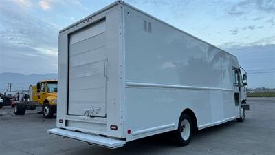 2017 Freightliner MT45 Walk-in Van  STEP VAN - Photo 9 - San Jacinto, CA 92583