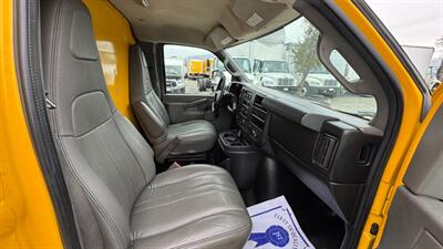 2016 GMC Savana Commercial Cutaway Van Cab-Chassis 2D   - Photo 19 - San Jacinto, CA 92583